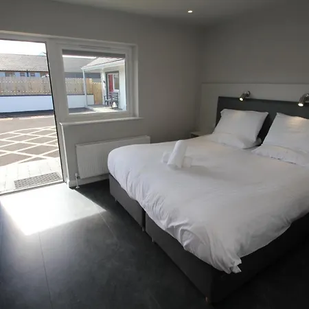Bed & Breakfast North Coast 3*