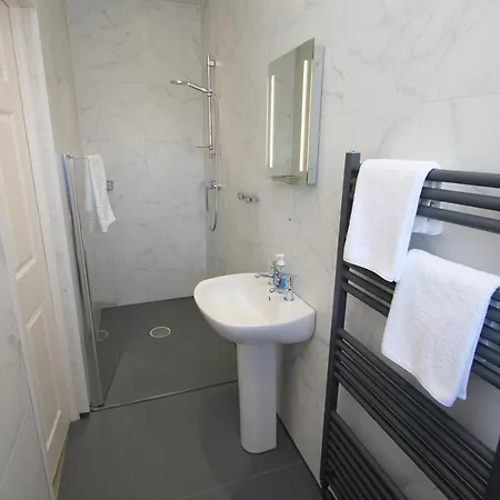 Bed & Breakfast North Coast 3*