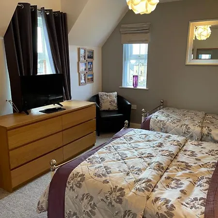 Luxury Homes - The Grange, Sleeps 13 - 6 Bedrooms