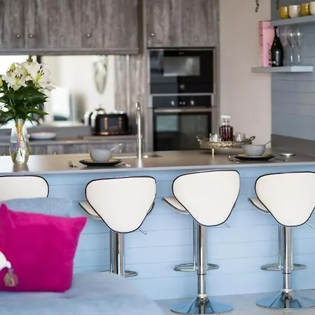 No2 Sandy Bay Luxury Beachfront Apartment Portrush
