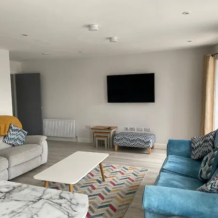 2 Bedroom In Town Centre Portrush