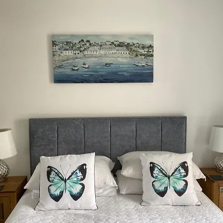Apartment 2 Bedroom In Town Centre *