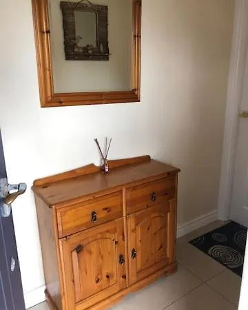 27 Old Castlecourt *