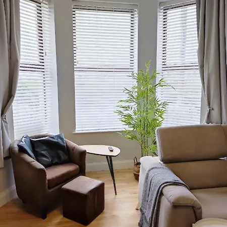 Apartment 1 Dunluce - By The Sea *