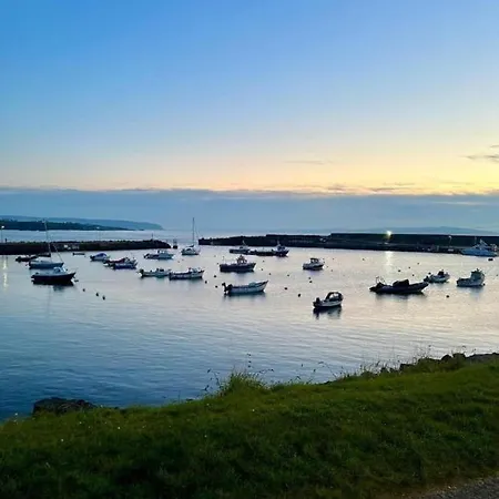 2 Dunluce Park - By The Sea