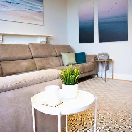 1 Dunluce - By The Sea * Portrush