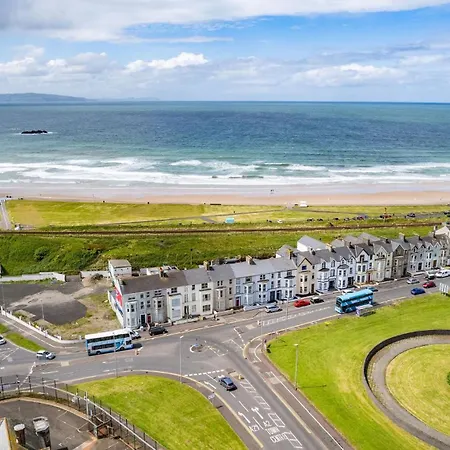 3 Dunluce Park - By The Sea Apartment Portrush