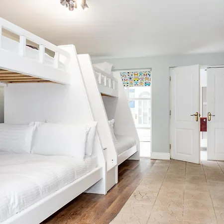 Holiday home 40 Kerr Street, Portrush
