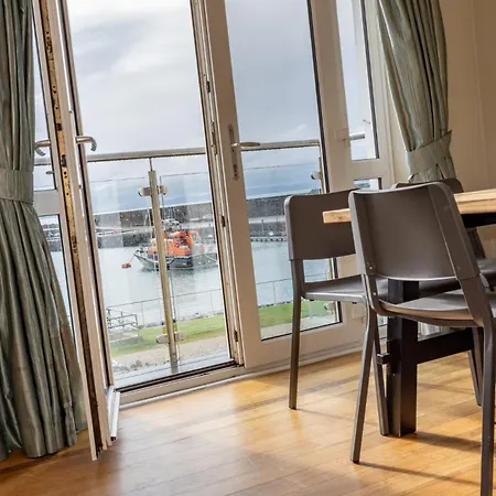 40 Kerr Street, * Portrush