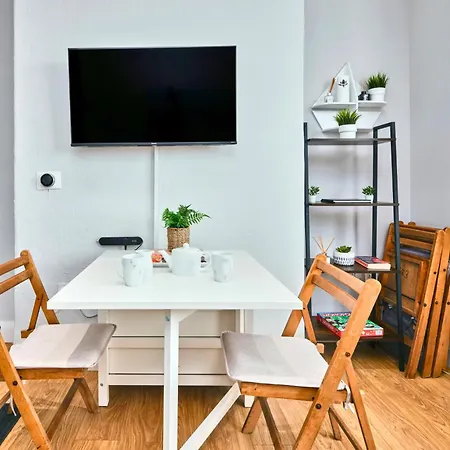 Apartment 3 West - By The Sea Portrush