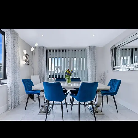 The Cove * Portrush
