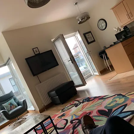 Apartment Pennisula