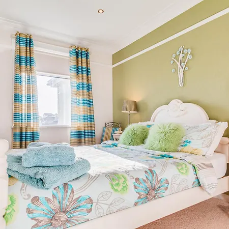 Holiday home Tranquility *