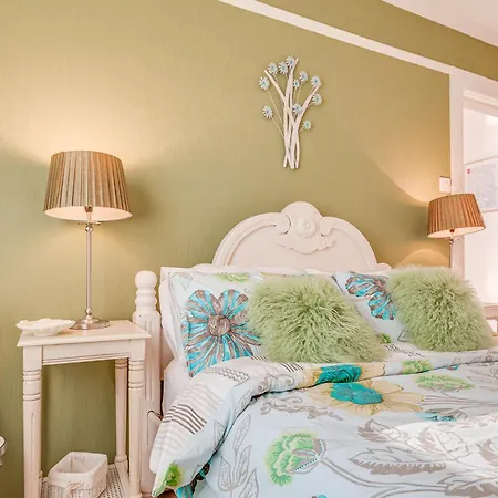 Holiday home Tranquility Portrush