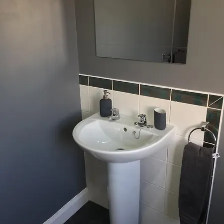 Luxury Homes - The Grange, Sleeps 13 - 6 Bedrooms * Portrush