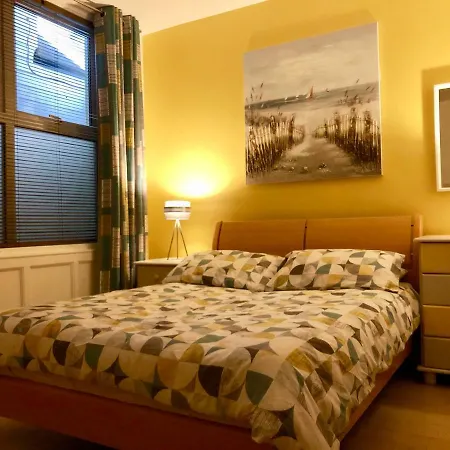 Apartment Princess St Portrush