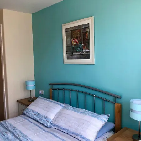 Apartment Princess St *