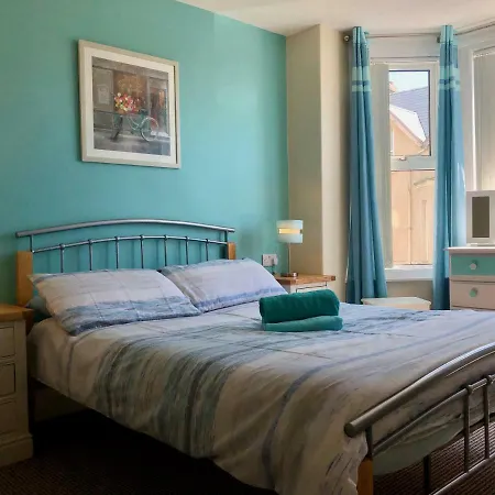Apartment Princess St