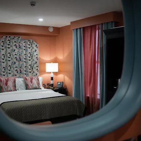 Hotel Elephant Rock 4*