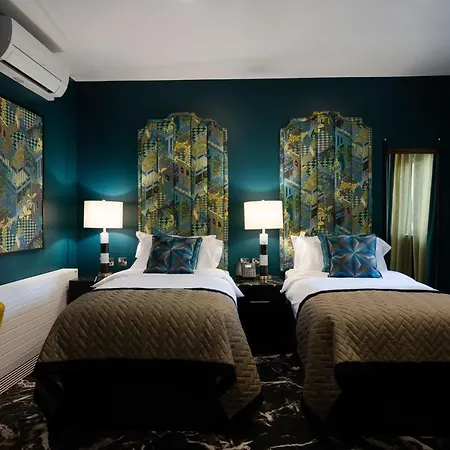 Elephant Rock 4*