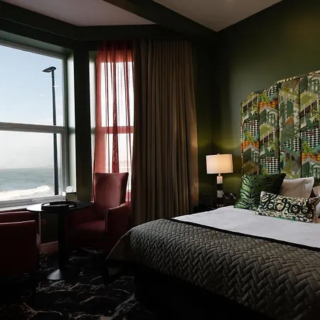 Elephant Rock 4*