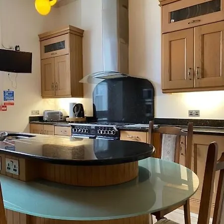 Bed & Breakfast Antrim House Guest & (adults Only) 3*