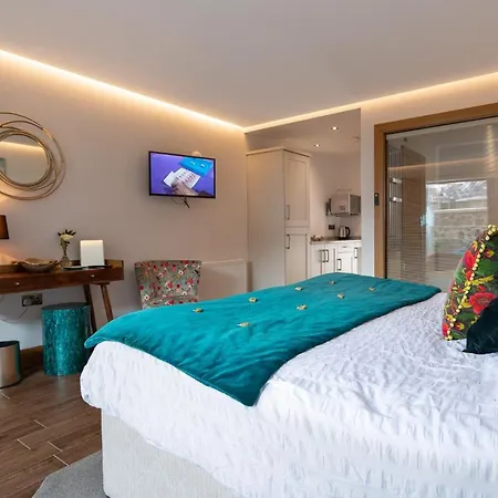 Bed & Breakfast Antrim House Guest & (adults Only) 3*